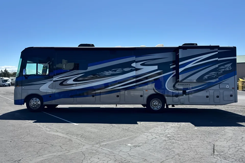 2017 Jayco Precept 36T – Spacious Motorhome for Families & Groups