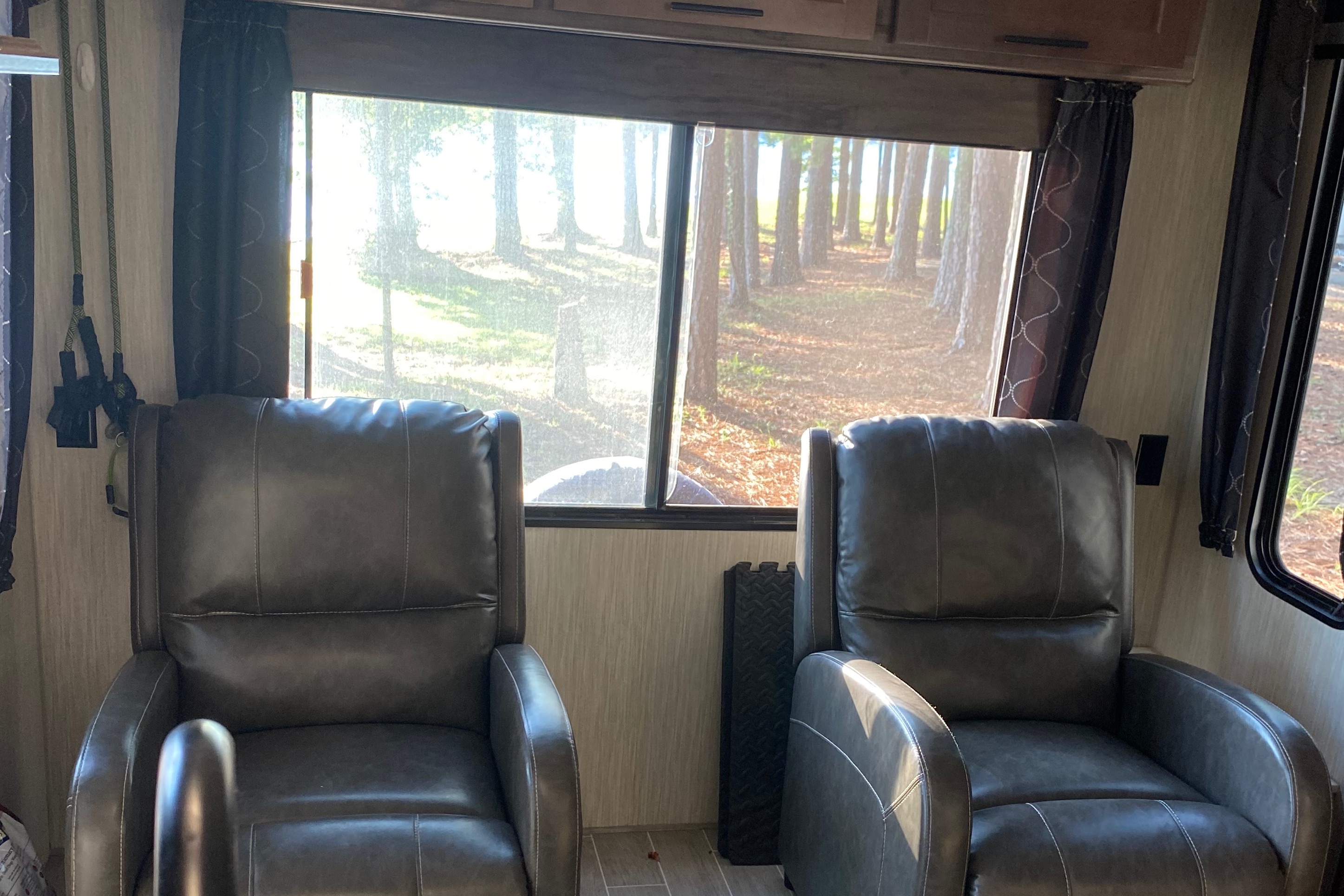 T.'s Forest River Cherokee 264RL Travel Trailer