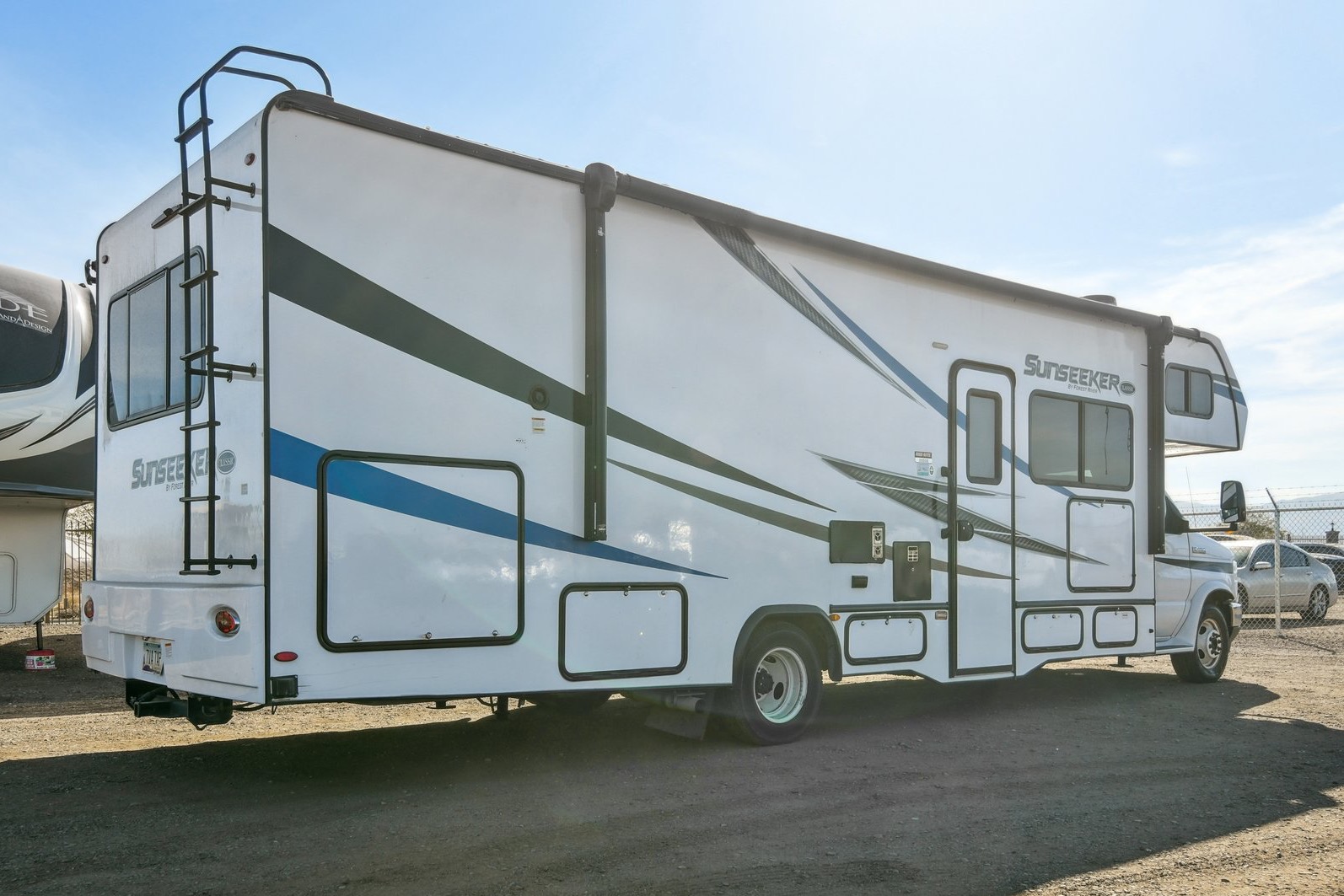 2022 Forest River Sunseeker 3050S: Spacious Comfort