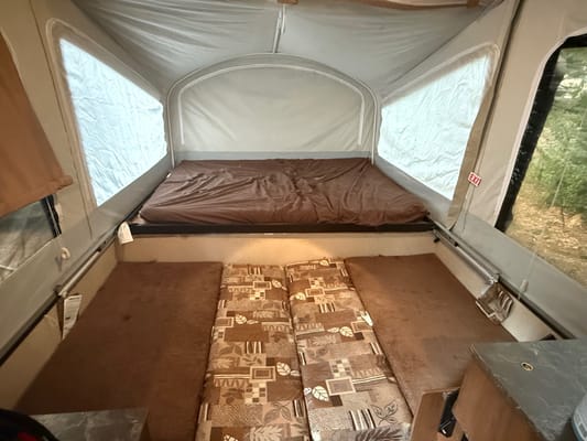 Emily's Jayco Jay Series 1007 UD Tent Trailer
