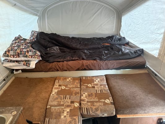 Emily's Jayco Jay Series 1007 UD Tent Trailer