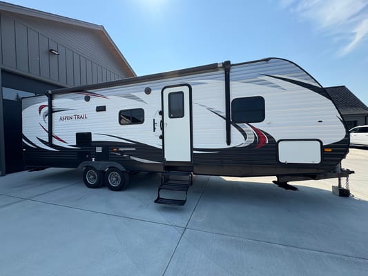 Dutchmen Aspen Trail Travel Trailer