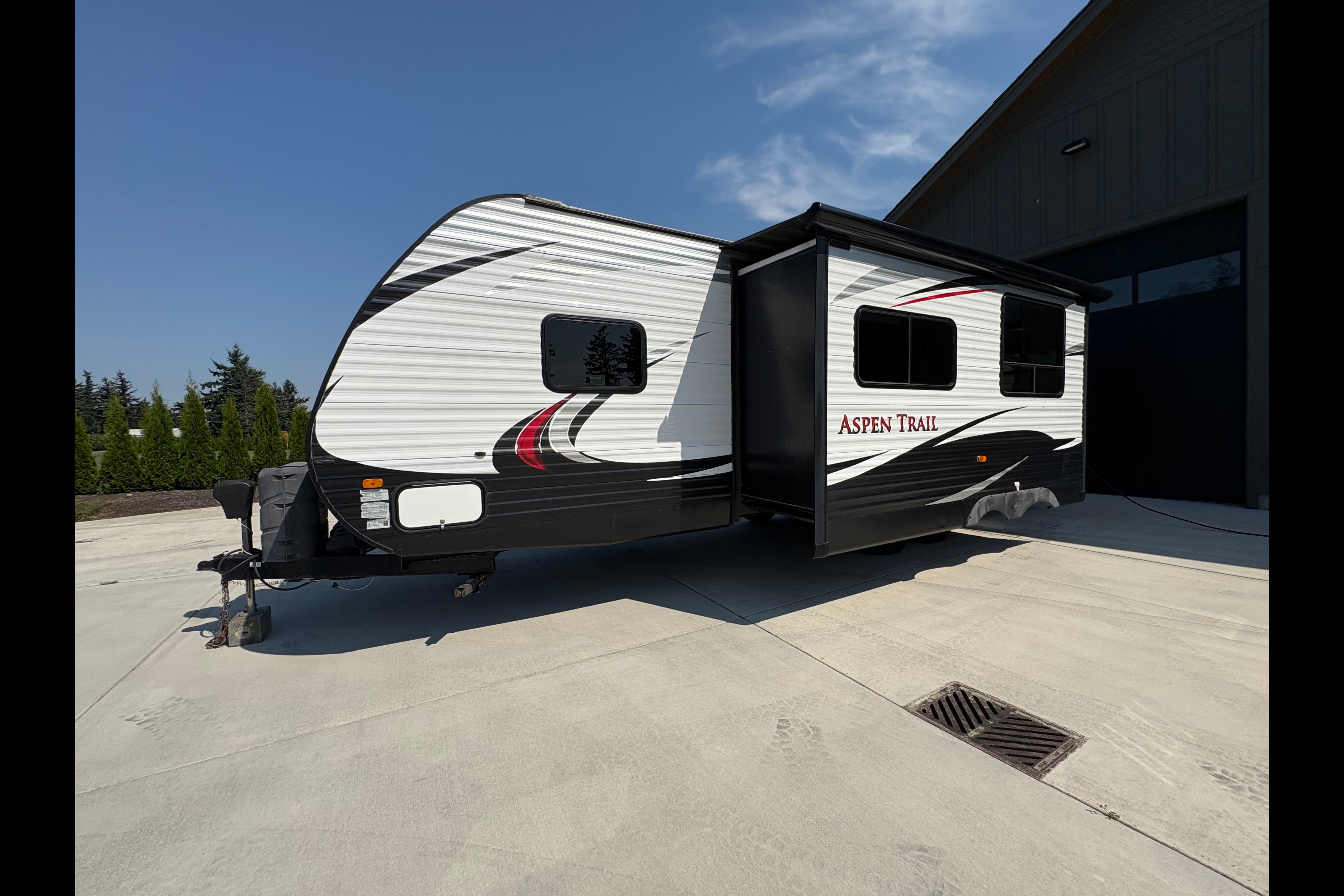 Dutchmen Aspen Trail Travel Trailer