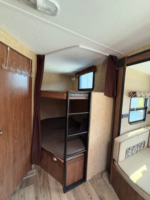 Dutchmen Aspen Trail Travel Trailer
