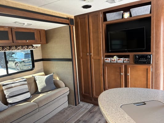 Dutchmen Aspen Trail Travel Trailer