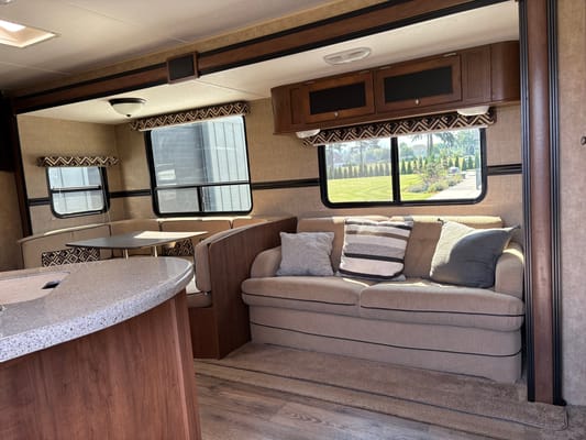 Dutchmen Aspen Trail Travel Trailer