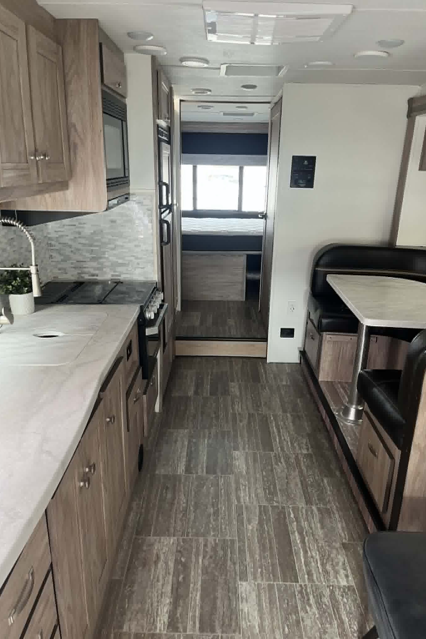 Forest River Sunseeker 3010DS Classe C 31 pieds