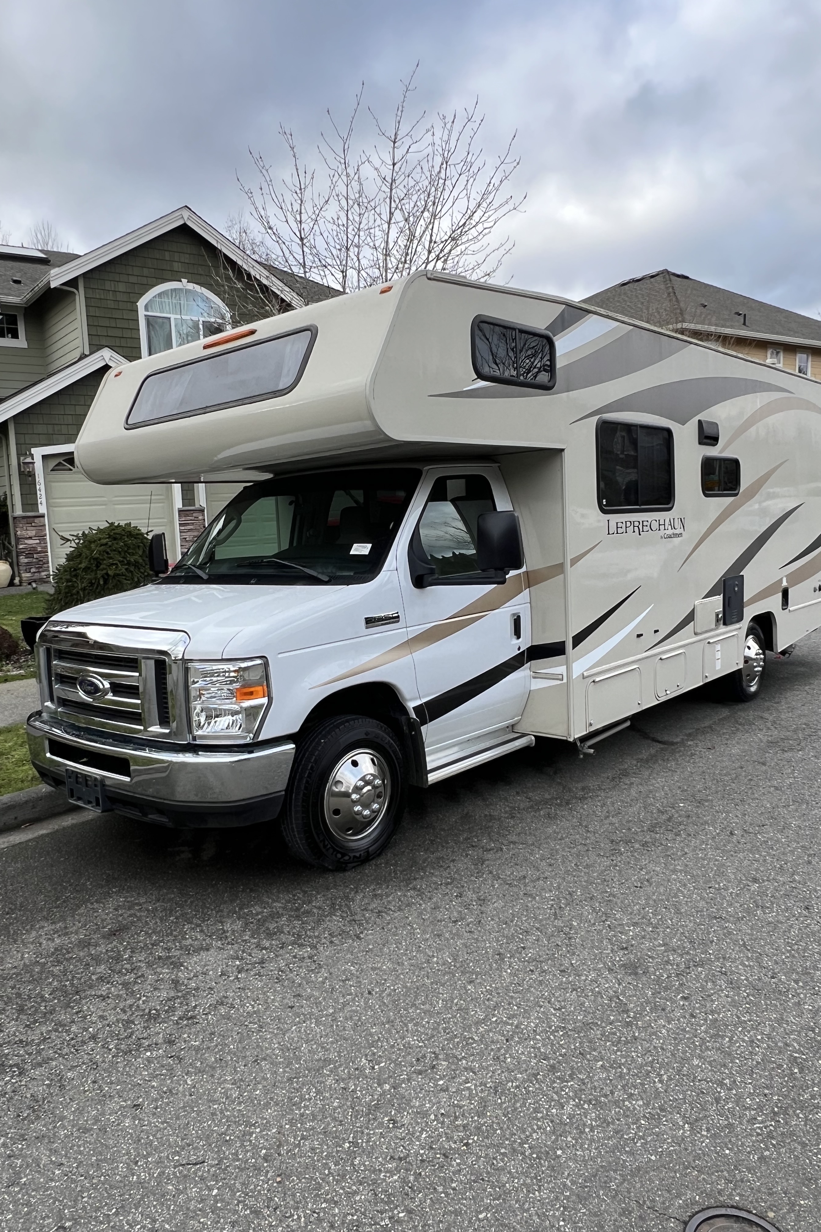 2019 Coachmen Leprechaun | Sleeps 6 | Easy To Drive & Fully Equipped