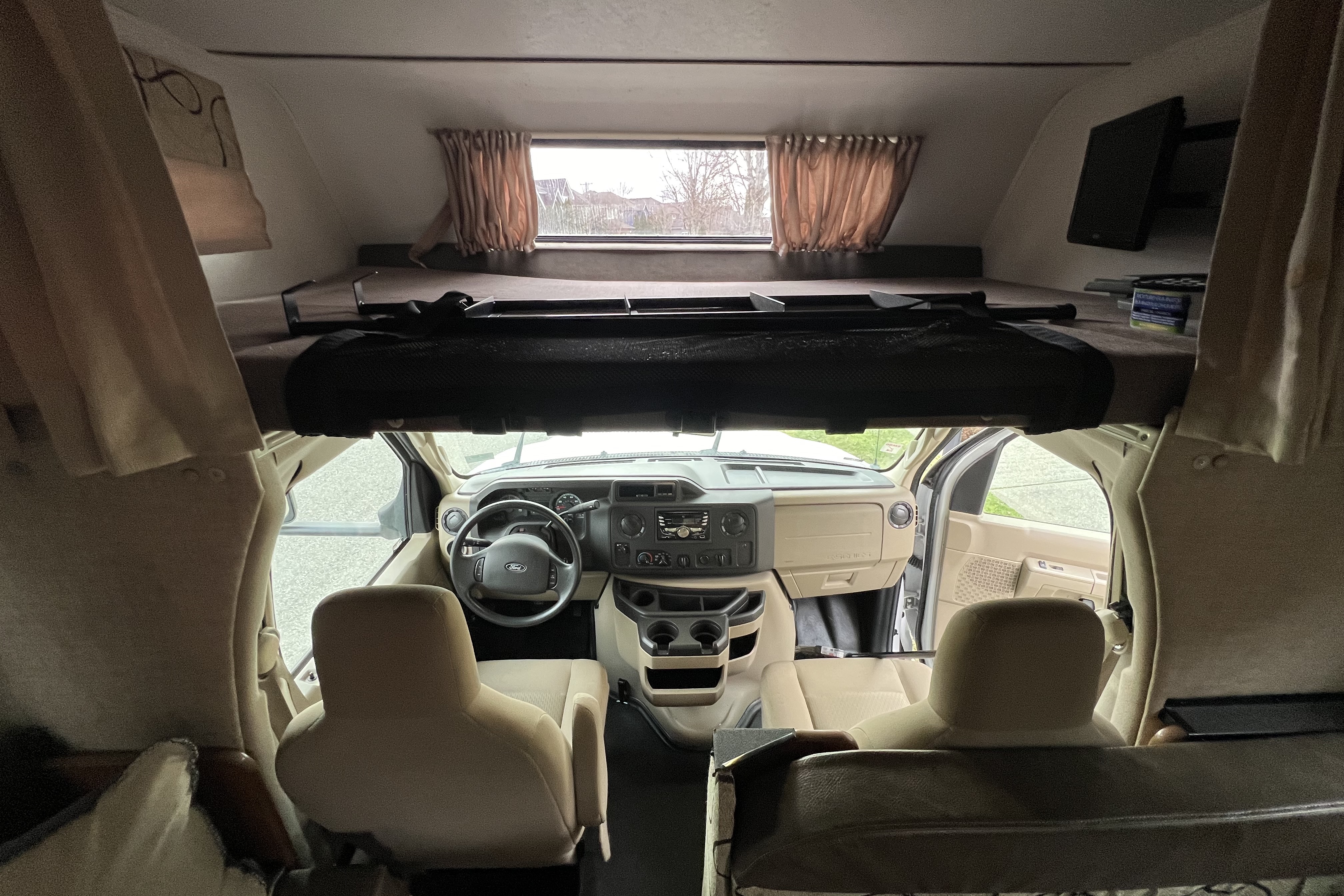 2019 Coachmen Leprechaun | Sleeps 6 | Easy To Drive & Fully Equipped