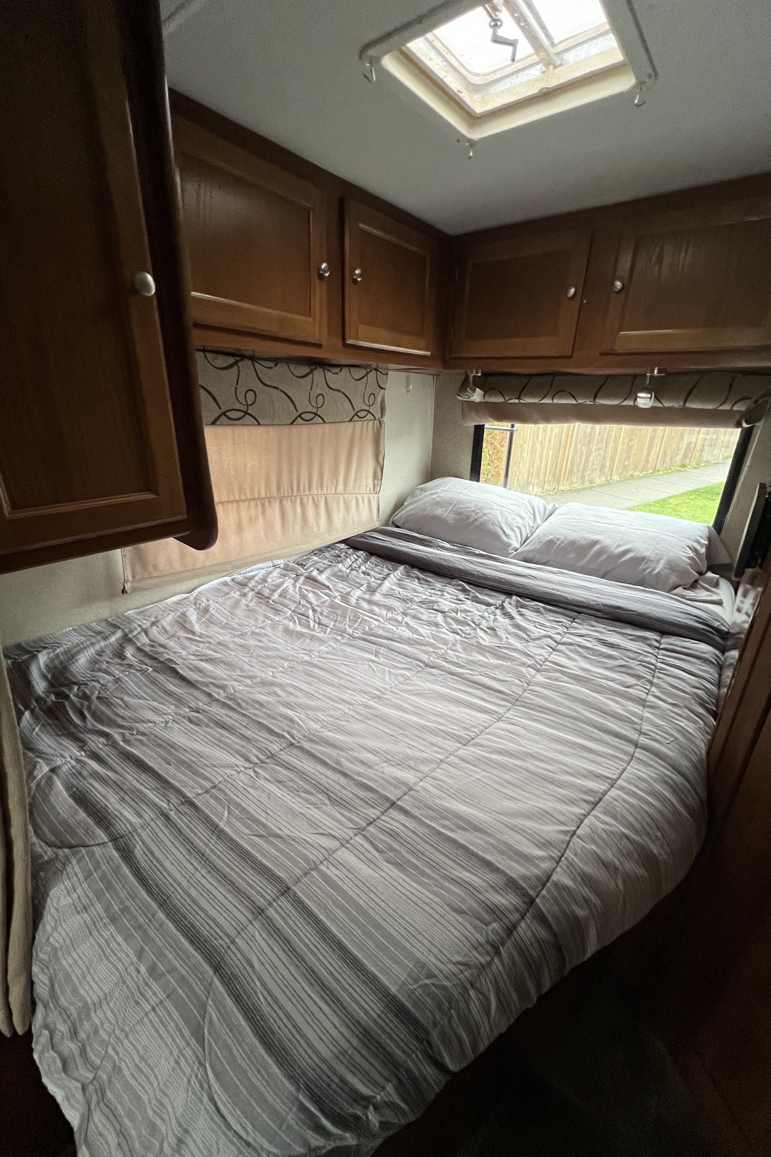 2019 Coachmen Leprechaun | Sleeps 6 | Easy To Drive & Fully Equipped