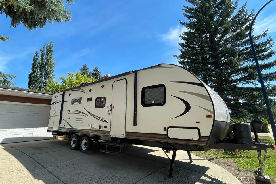 Campz Travel Trailer