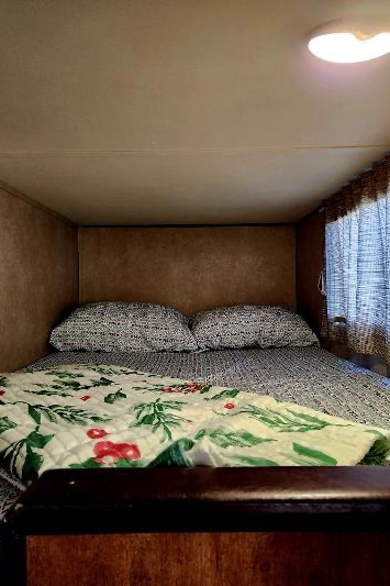 Campz Travel Trailer