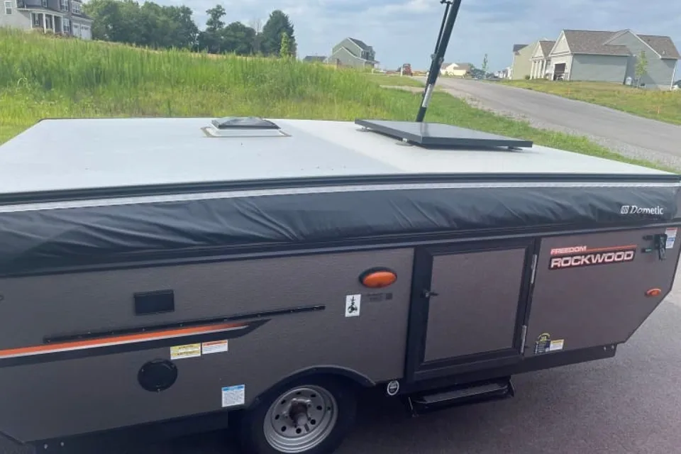 The Perfect Po-Up Rockwood LTD Tent Trailer