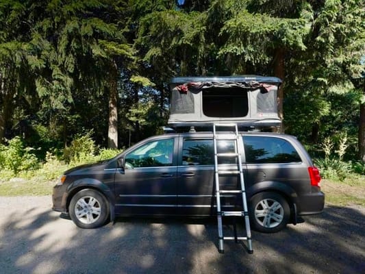 Caravan Crossroad
