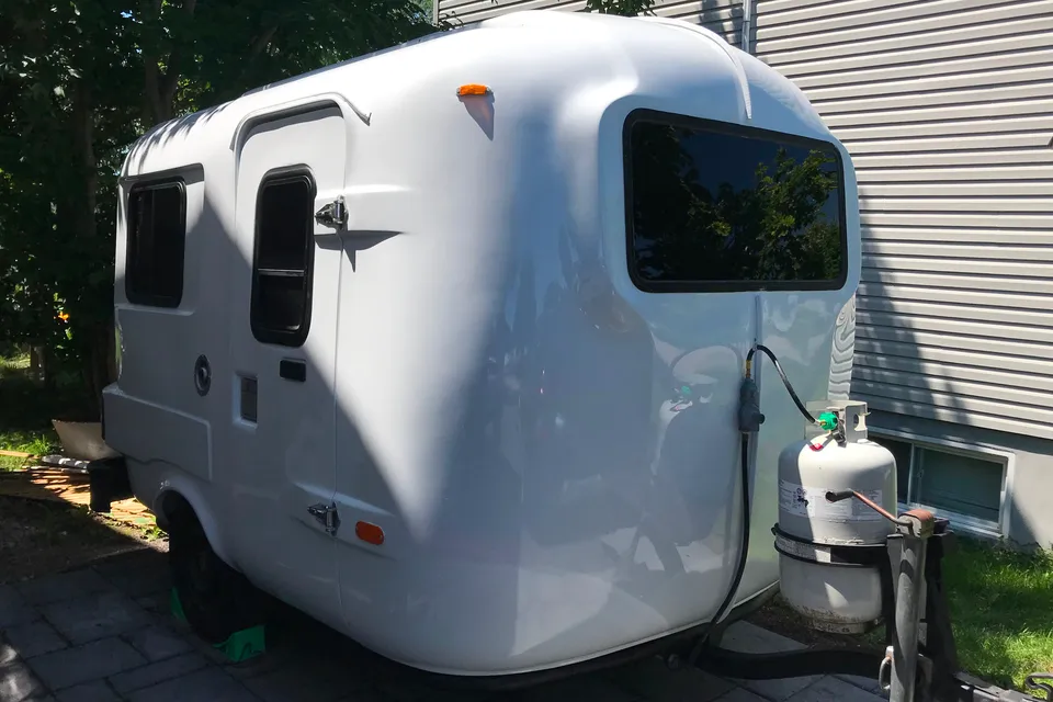 Yvan Uhaul 13 pieds Mini-roulotte
