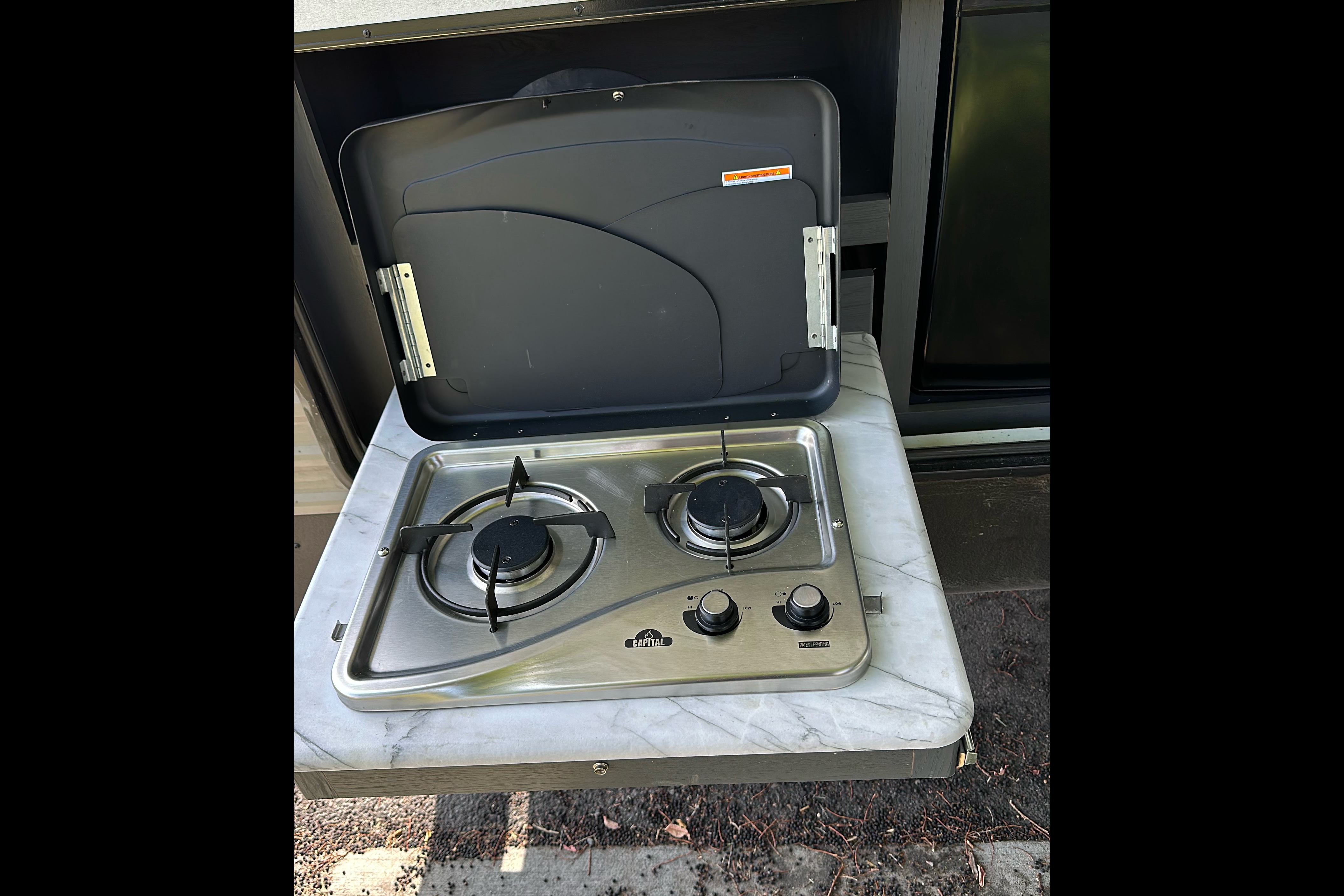 Family Friendly with a Master Bathroom 34'Trailer