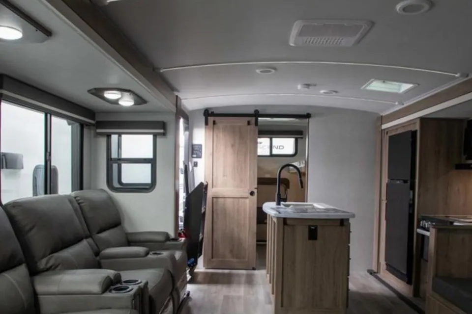 Grand Design Imagine Travel Trailer 3210bhs