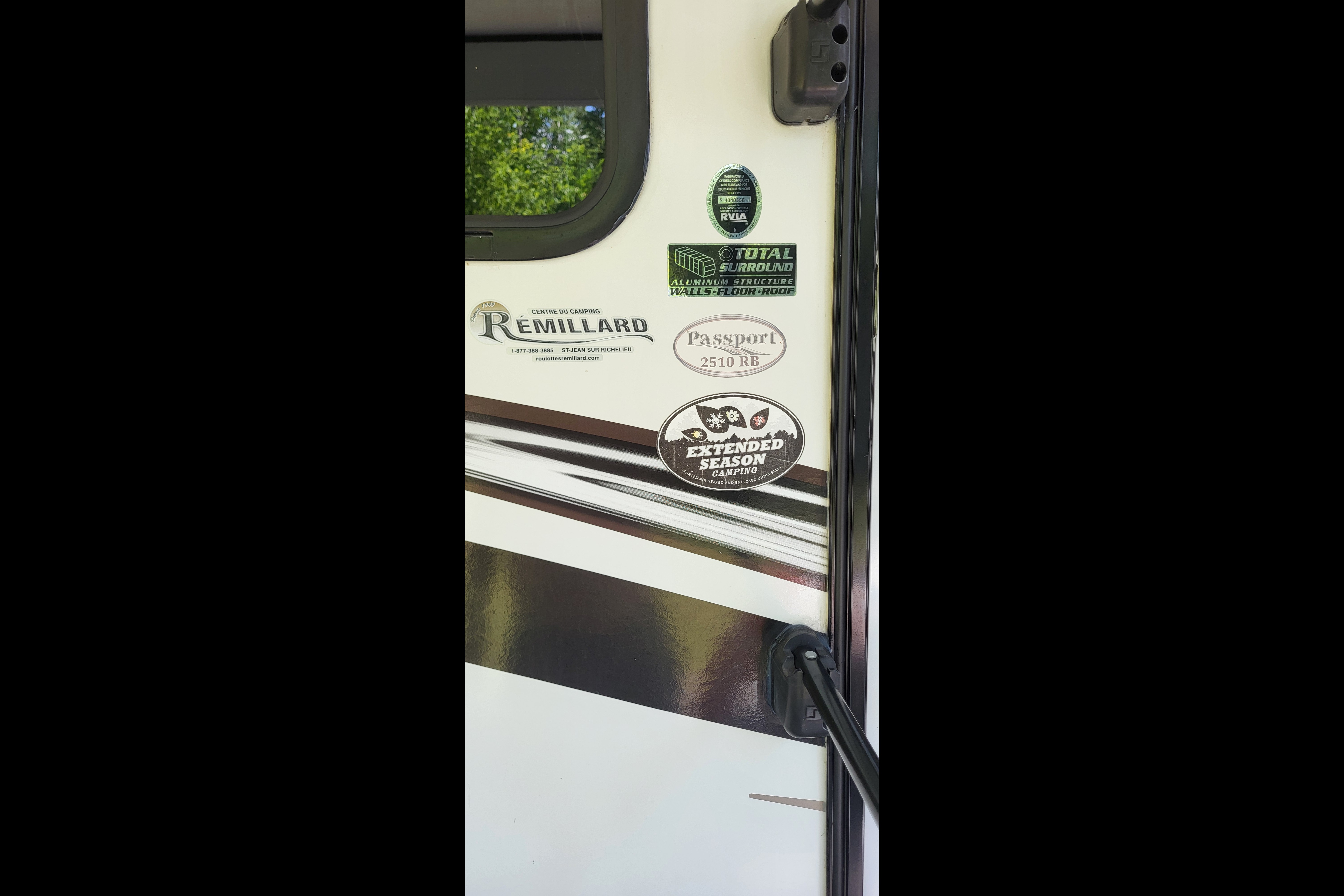 Keystone passport ultra lite grand touring (chambre fermée)