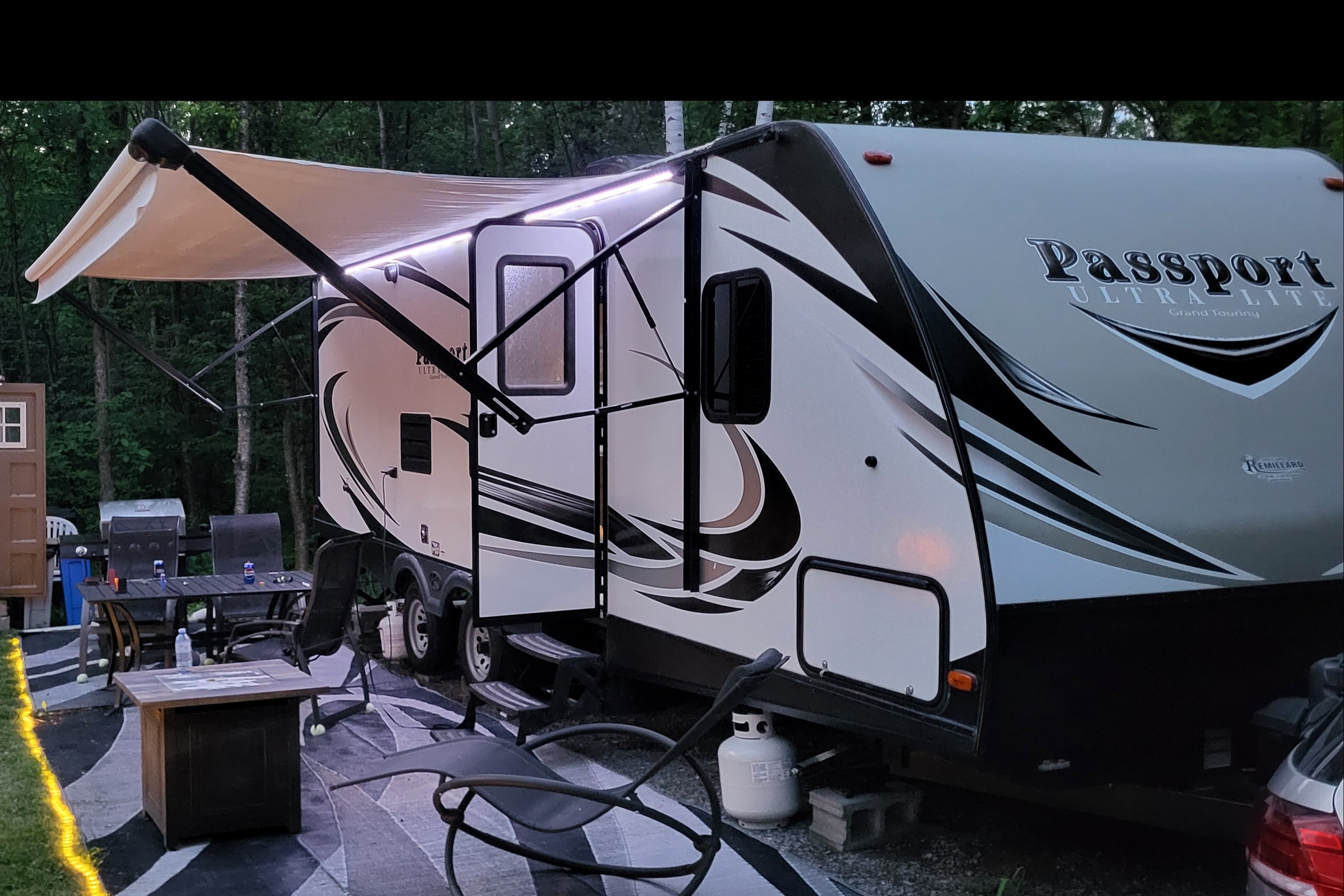 Keystone passport ultra lite grand touring (chambre fermée)