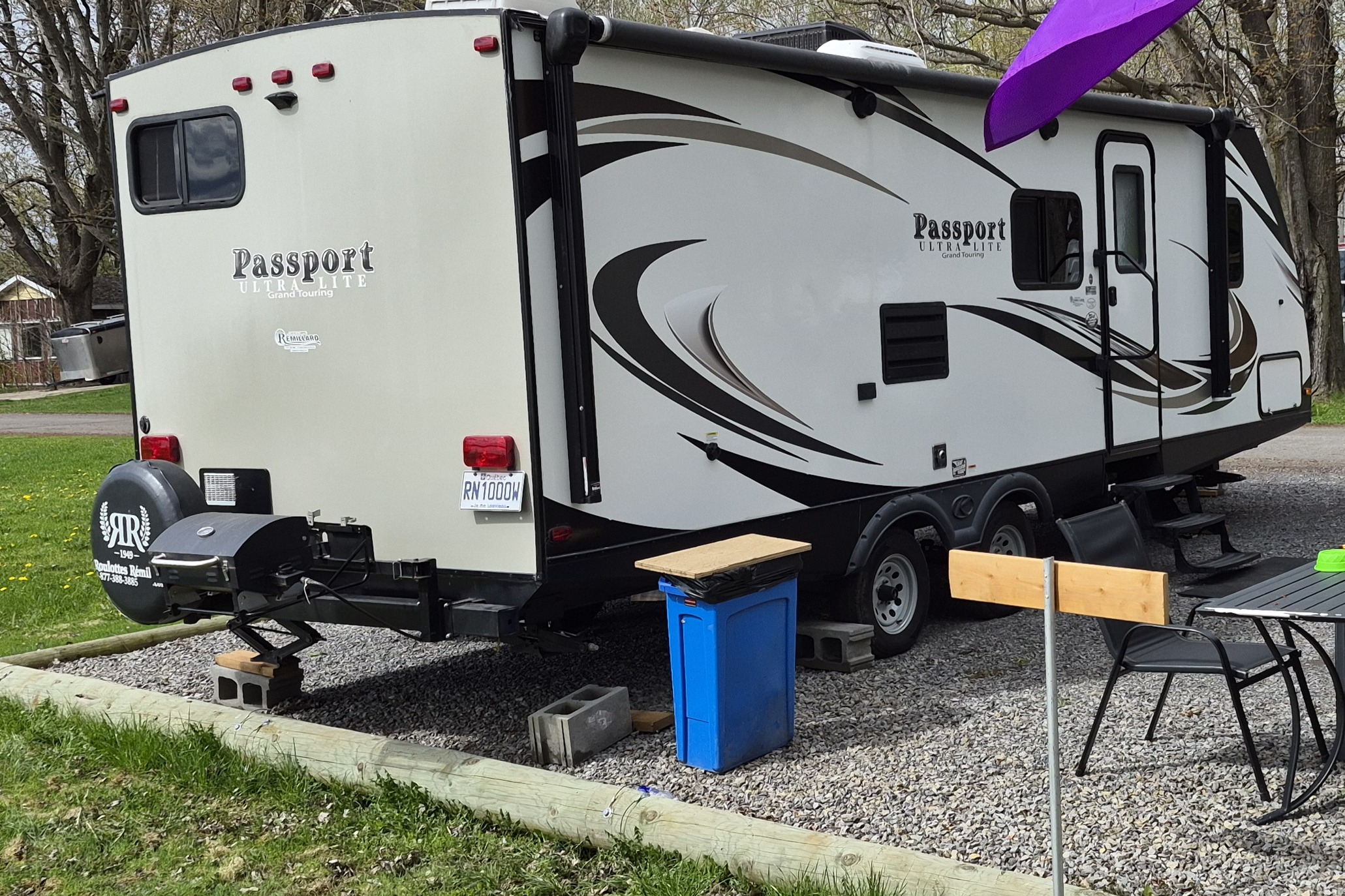 Keystone passport ultra lite grand touring (chambre fermée)