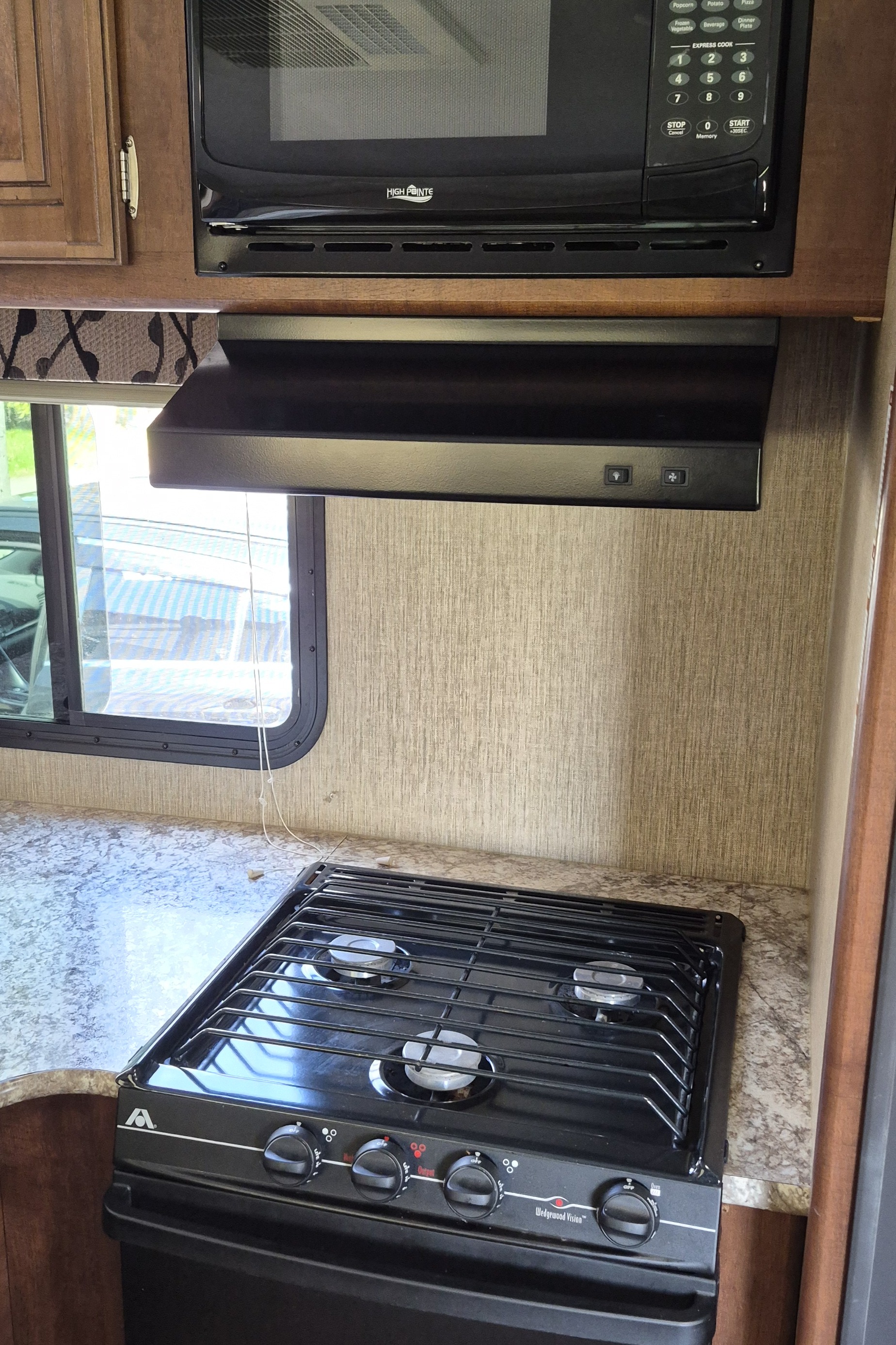 Keystone passport ultra lite grand touring (chambre fermée)