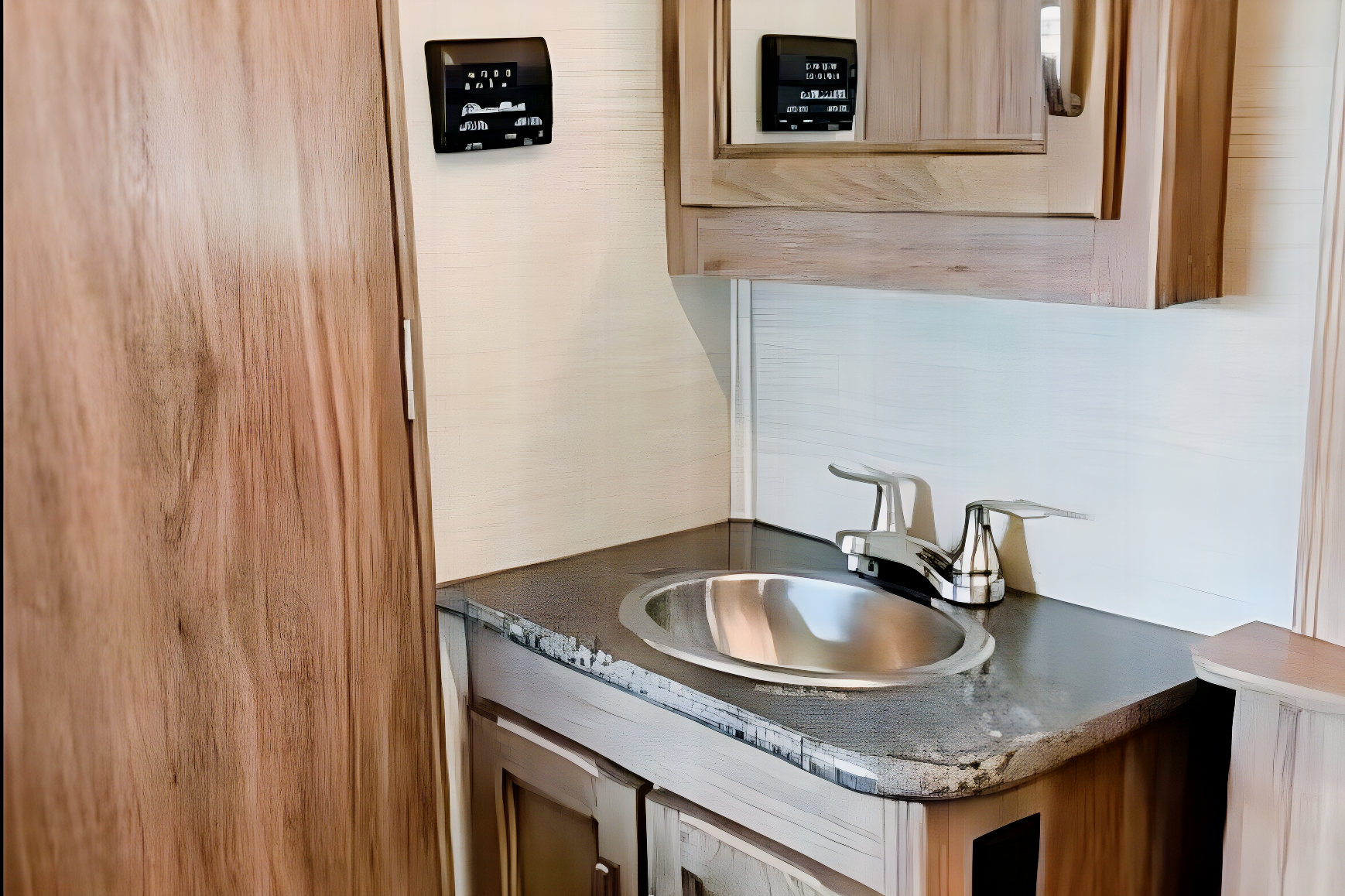 Jonda's Jayco Redhawk Class C