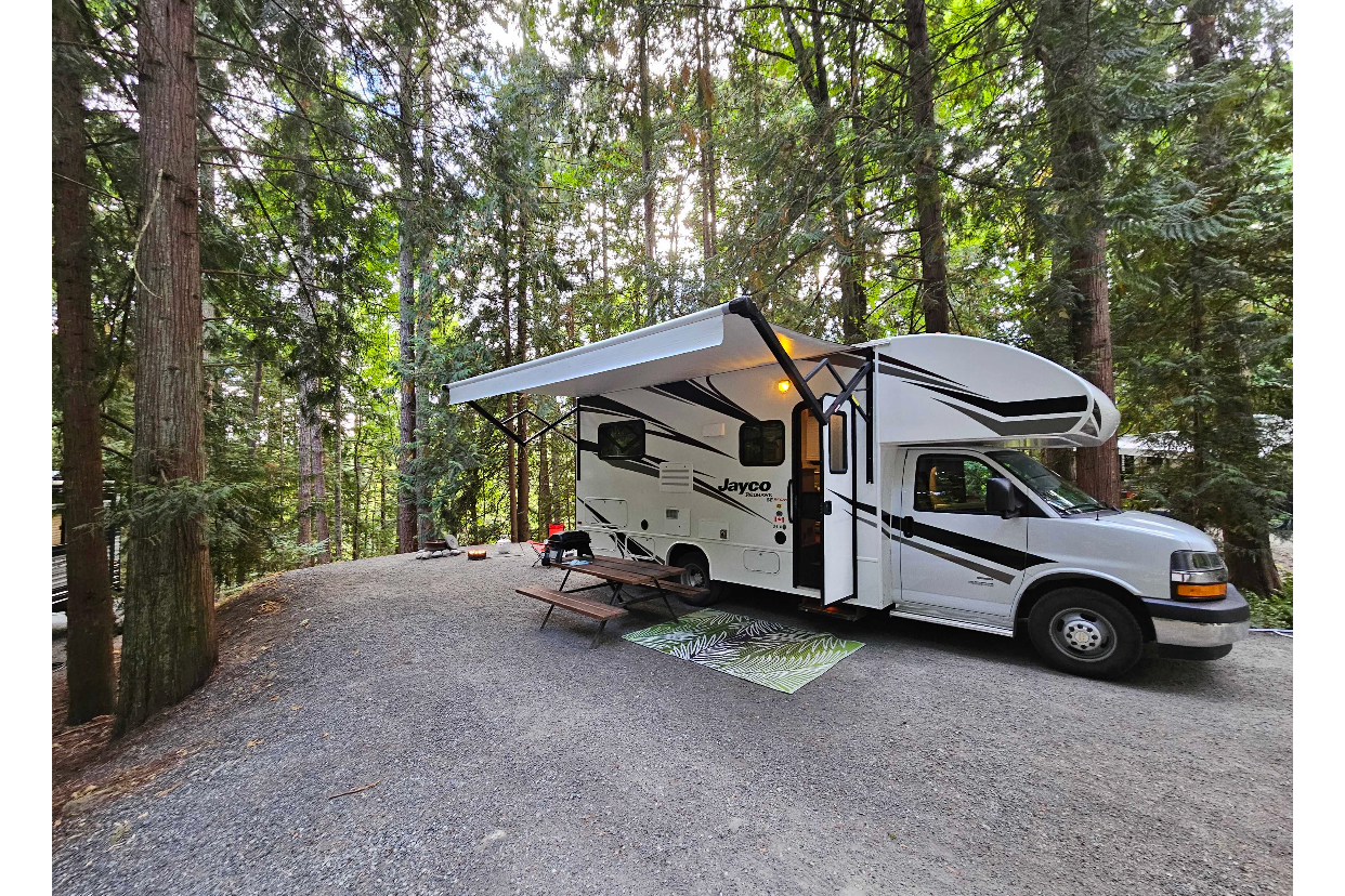 Jonda's Jayco Redhawk Class C