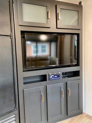 LUXURY 2 BEDROOM*LARGE BATH*
