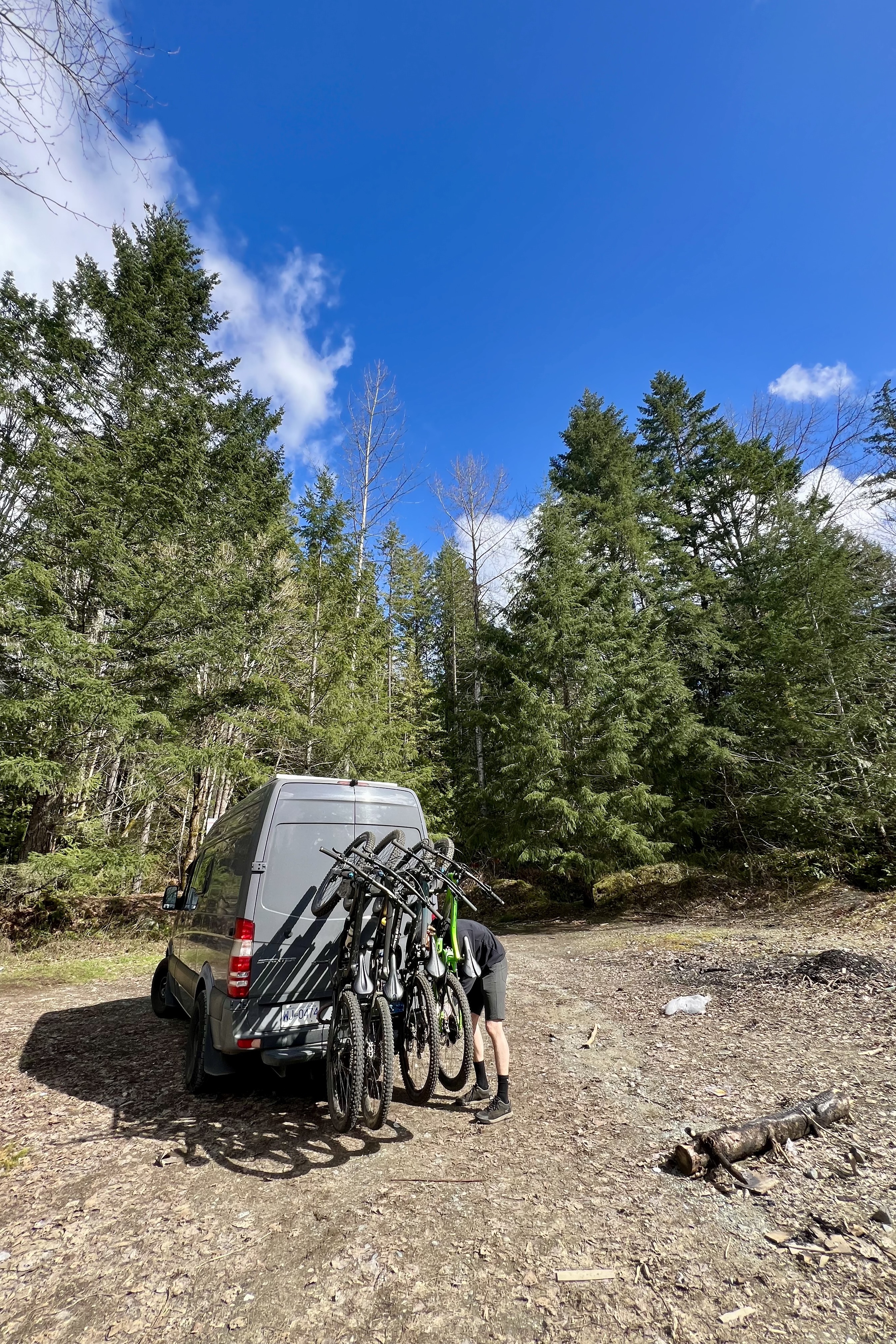 Vanessa's Mercedes-Benz Sprinter Campervan