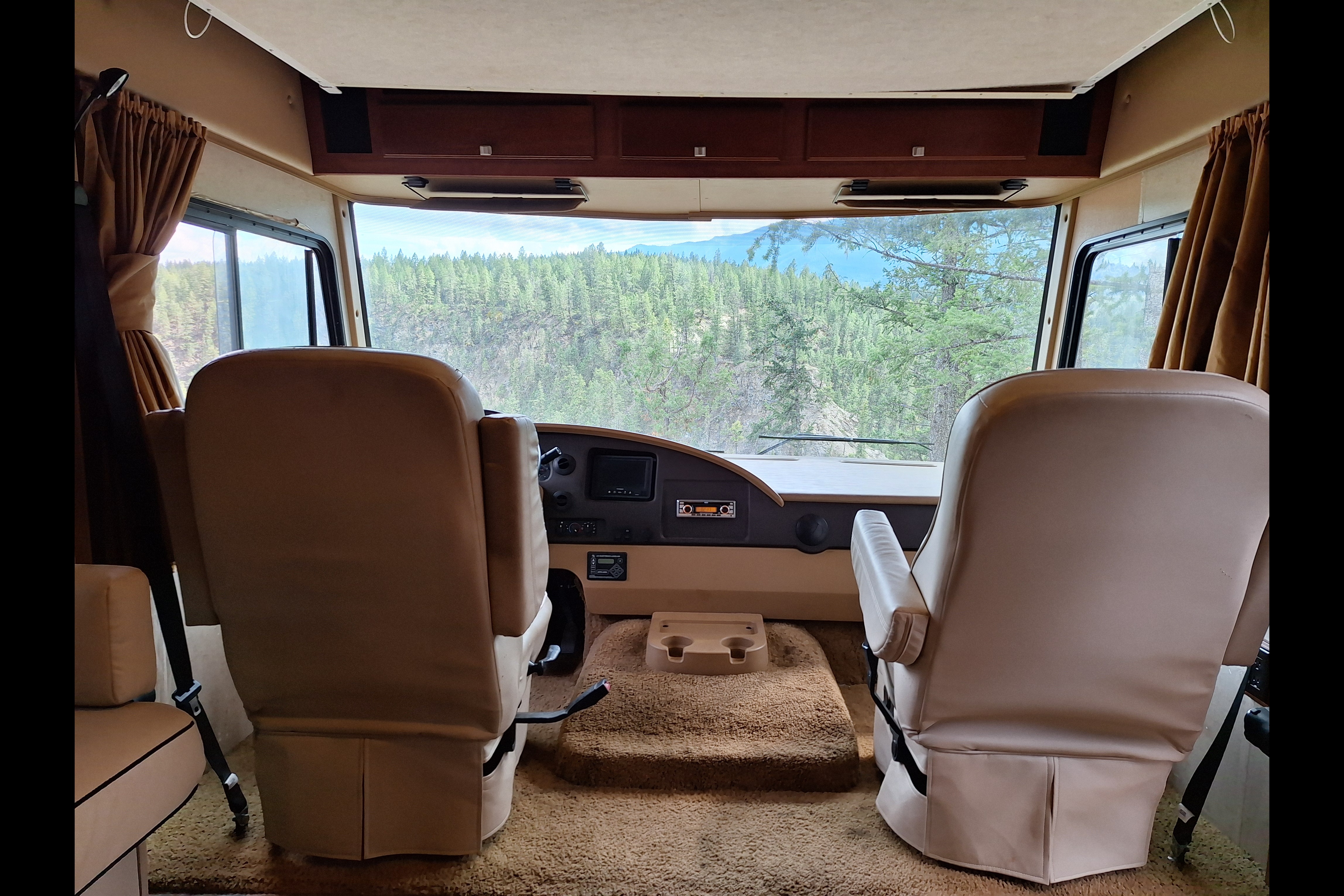 31Ft Winnebago, treat yourself.