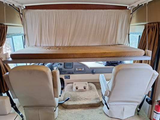 31Ft Winnebago, treat yourself.