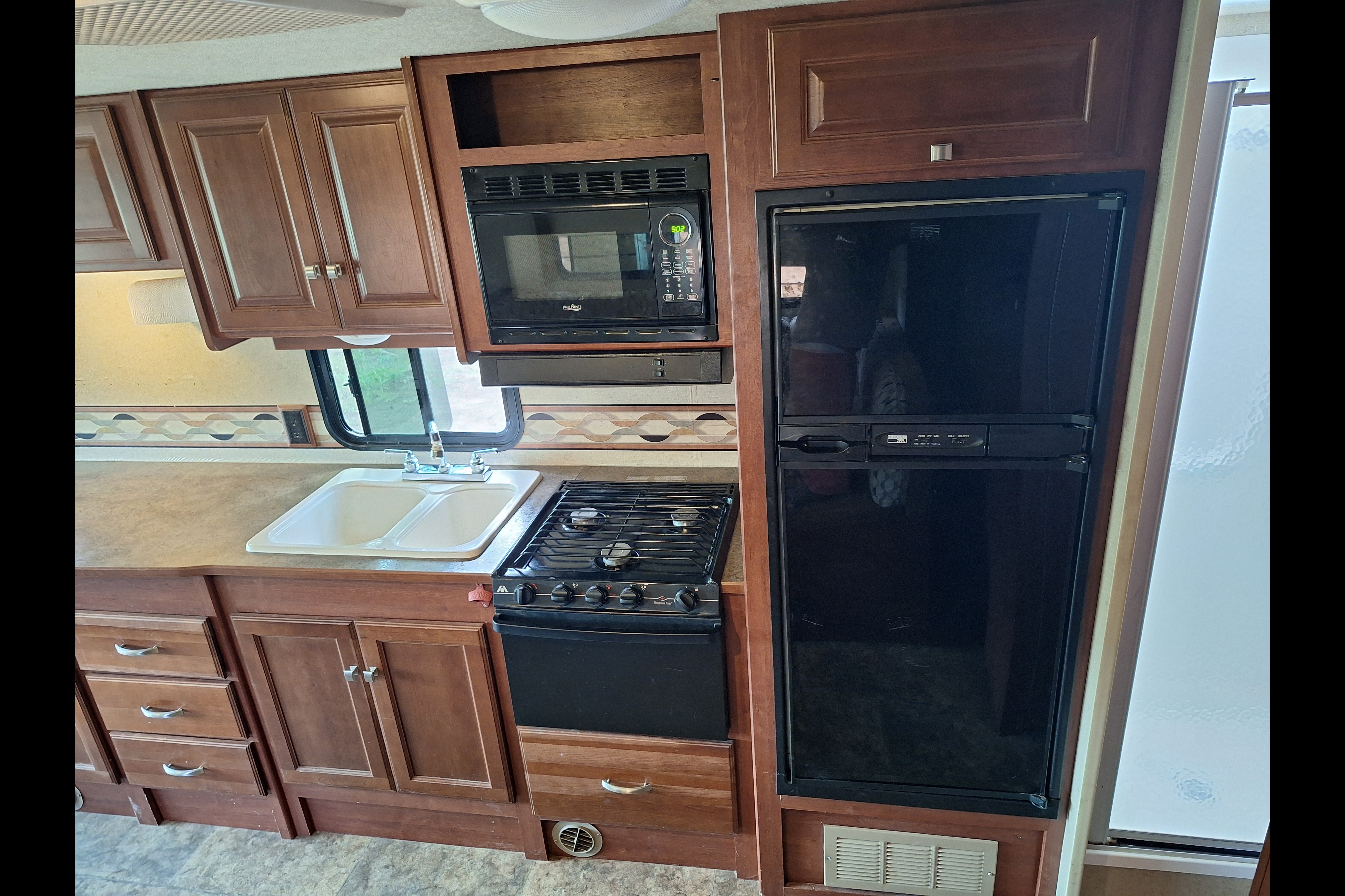 31Ft Winnebago, treat yourself.