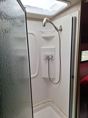 31Ft Winnebago, treat yourself.