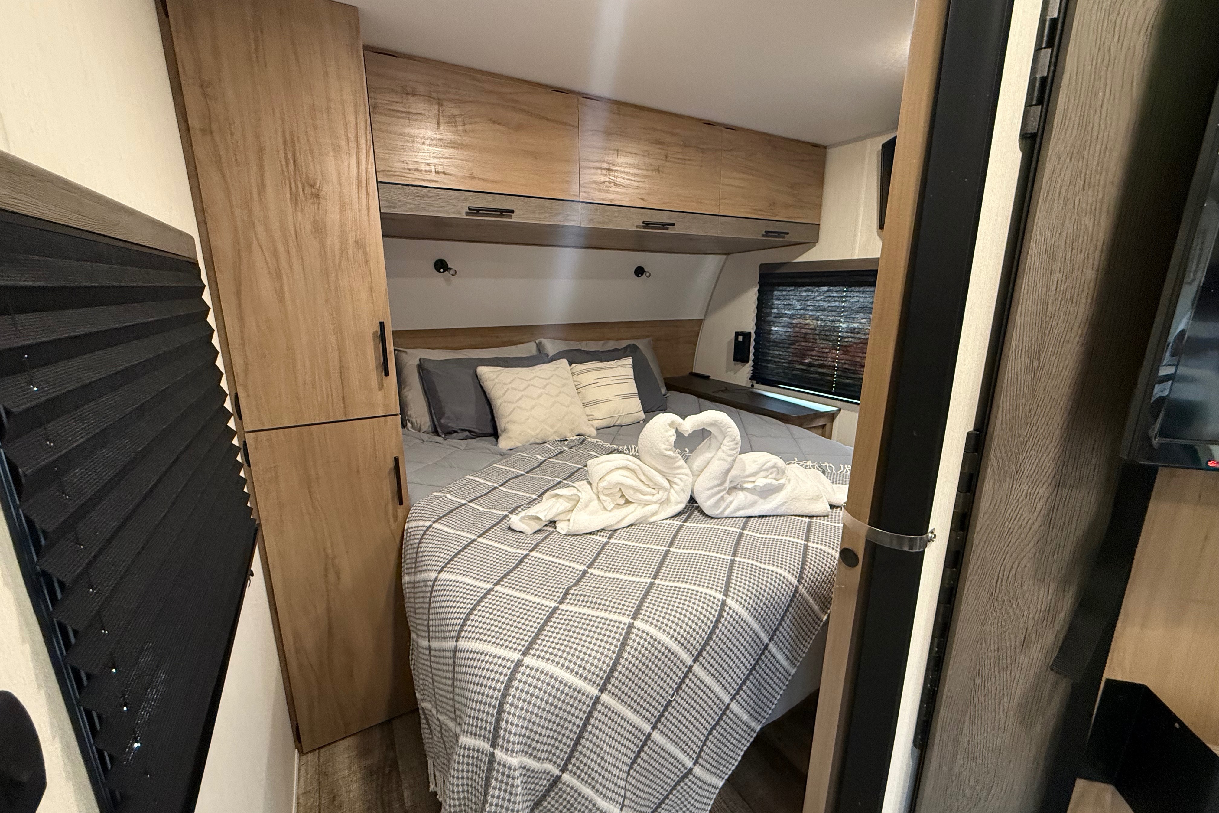 Southern Comfort-Forest River Campsite Reserve 26CJ Travel Trailer