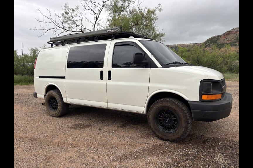 Brad's Chevrolet Express AWD Campervan