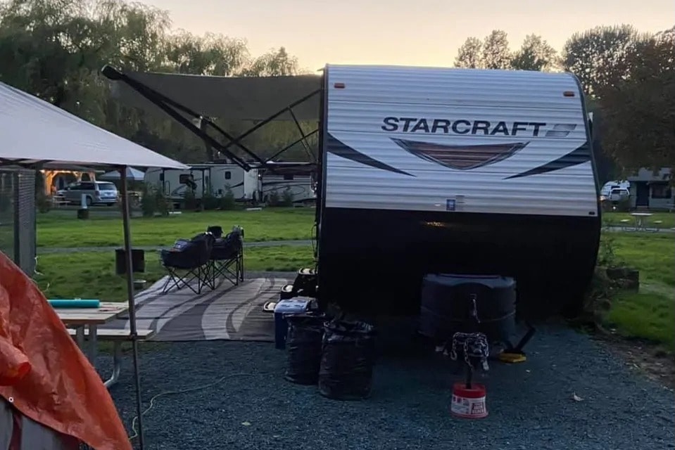 Easy to Tow Double Bunk 28 feet Travel Trailer with Slideout