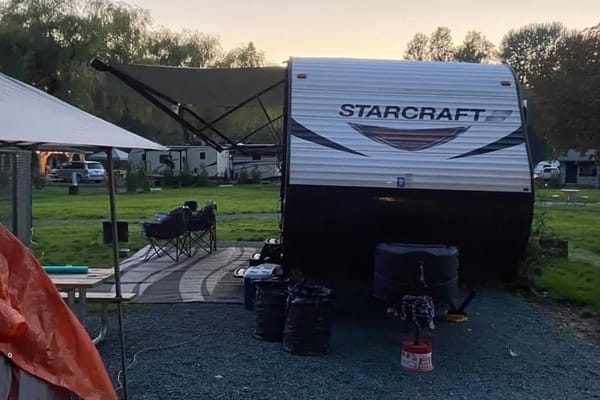 Easy to Tow Double Bunk 28 feet Travel Trailer with Slideout