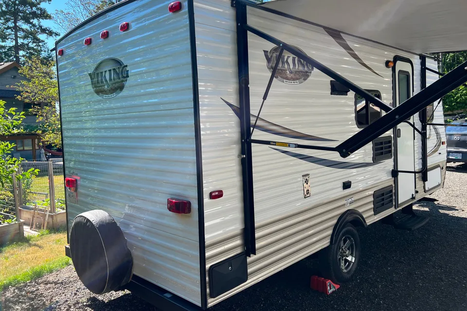 Forest River Viking 17BH