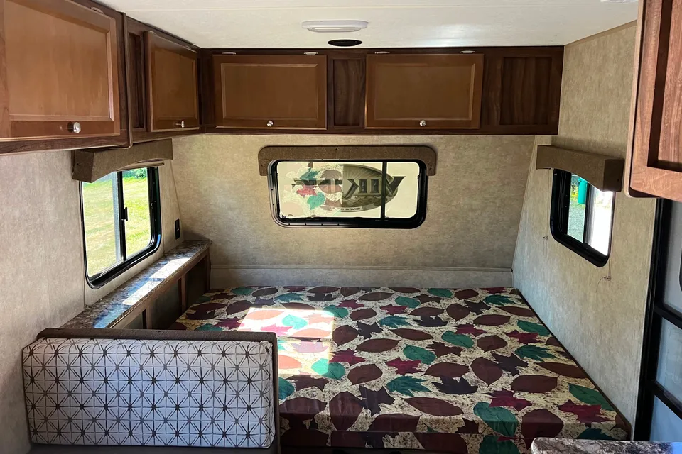 Forest River Viking 17BH
