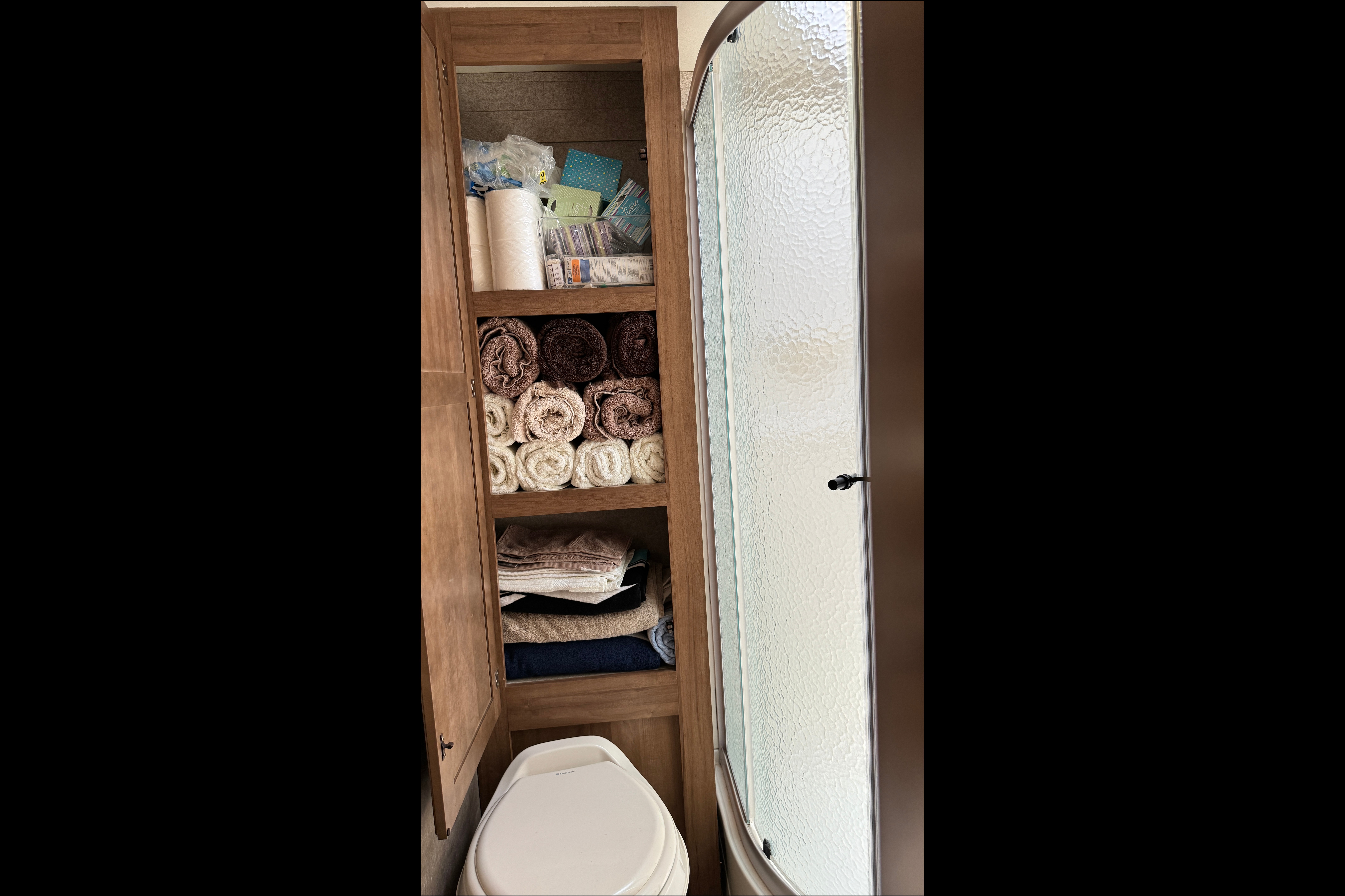Ken's Forest River Rockwood Ultra Lite M-2304DS Travel Trailer