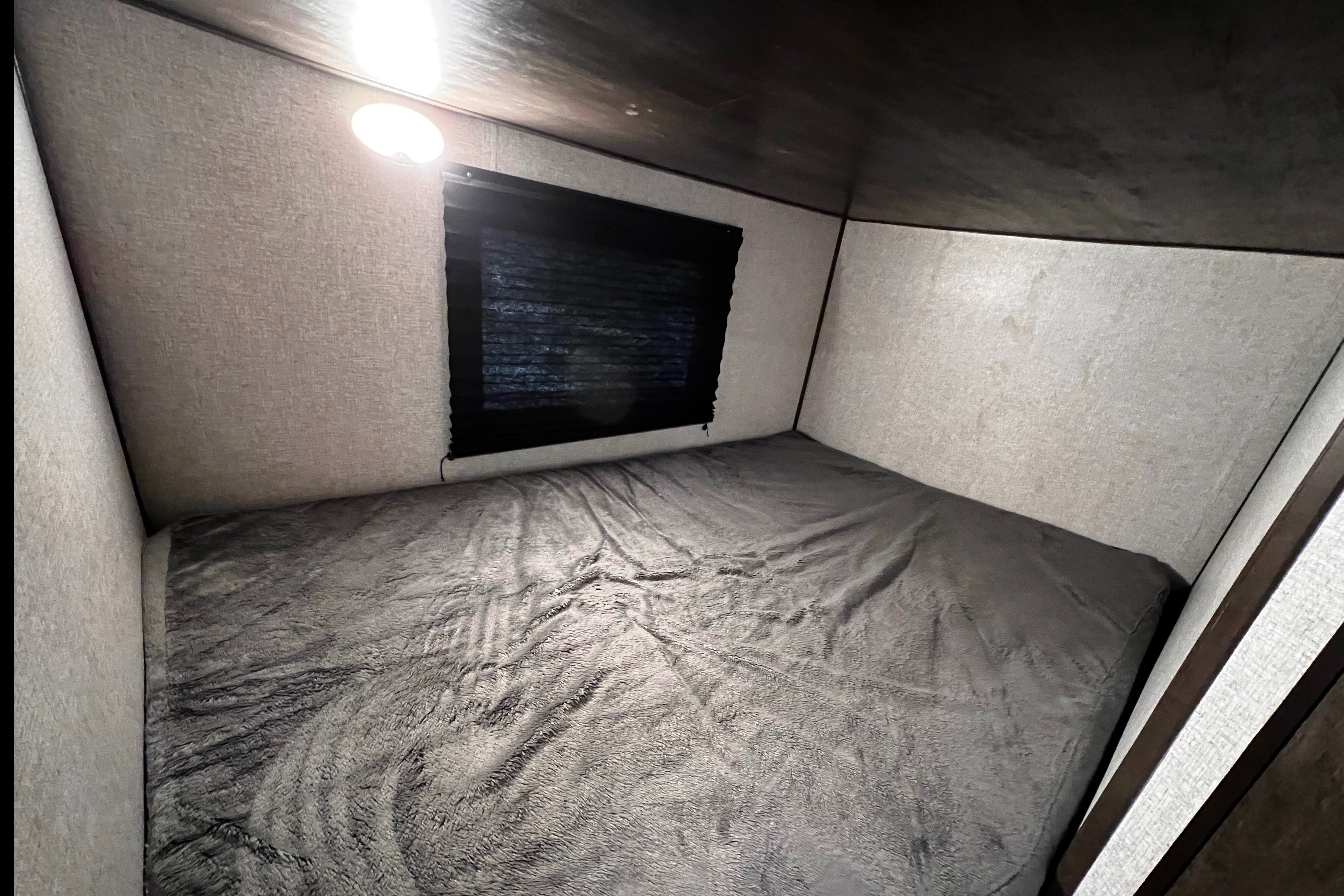 Tyler and Sabrina's Coleman 262BH Travel Trailer