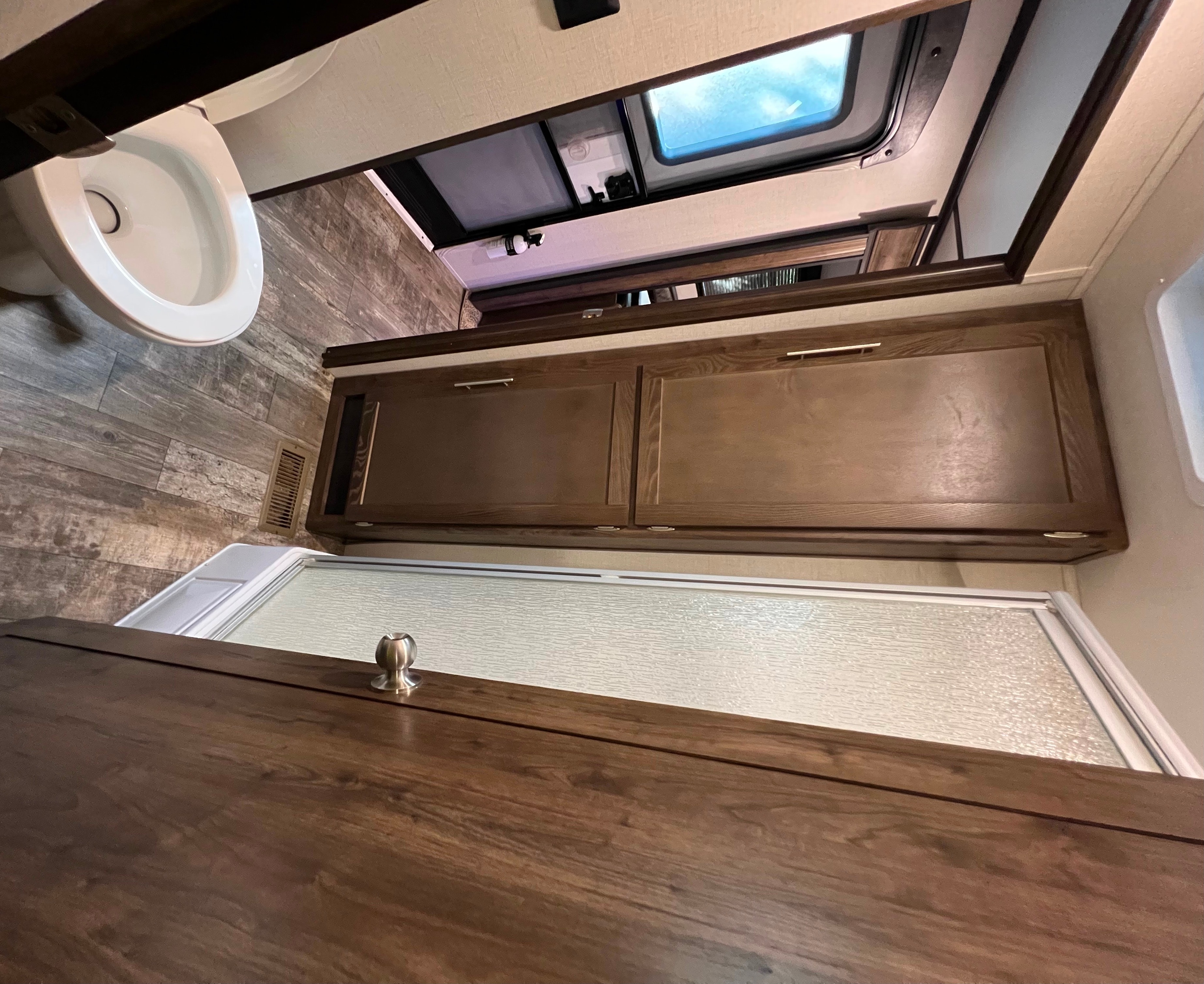 Crossroads Volante db33 Travel Trailer