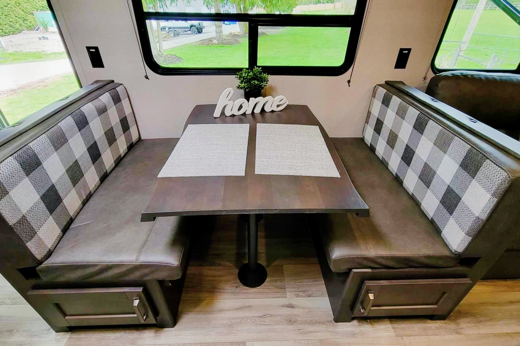 2022 Grand Design Family Glamping | Premium Trailer | Sleeps 6