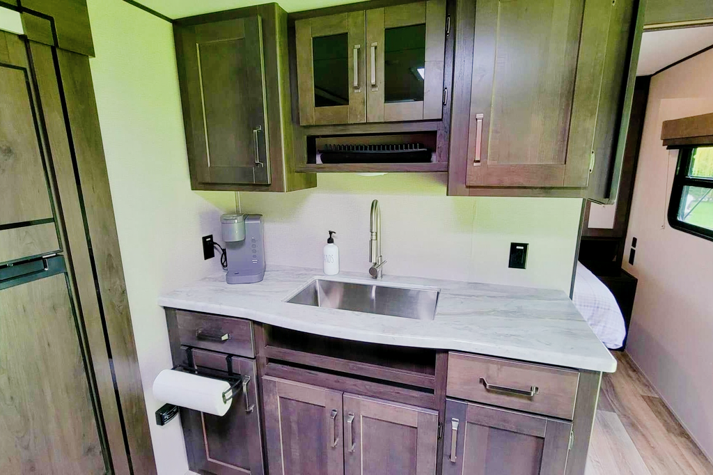 2022 Grand Design Family Glamping | Premium Trailer | Sleeps 6