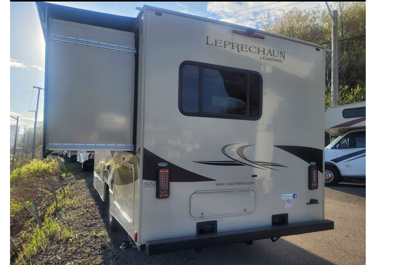 Coachmen Leprechaun Classe C