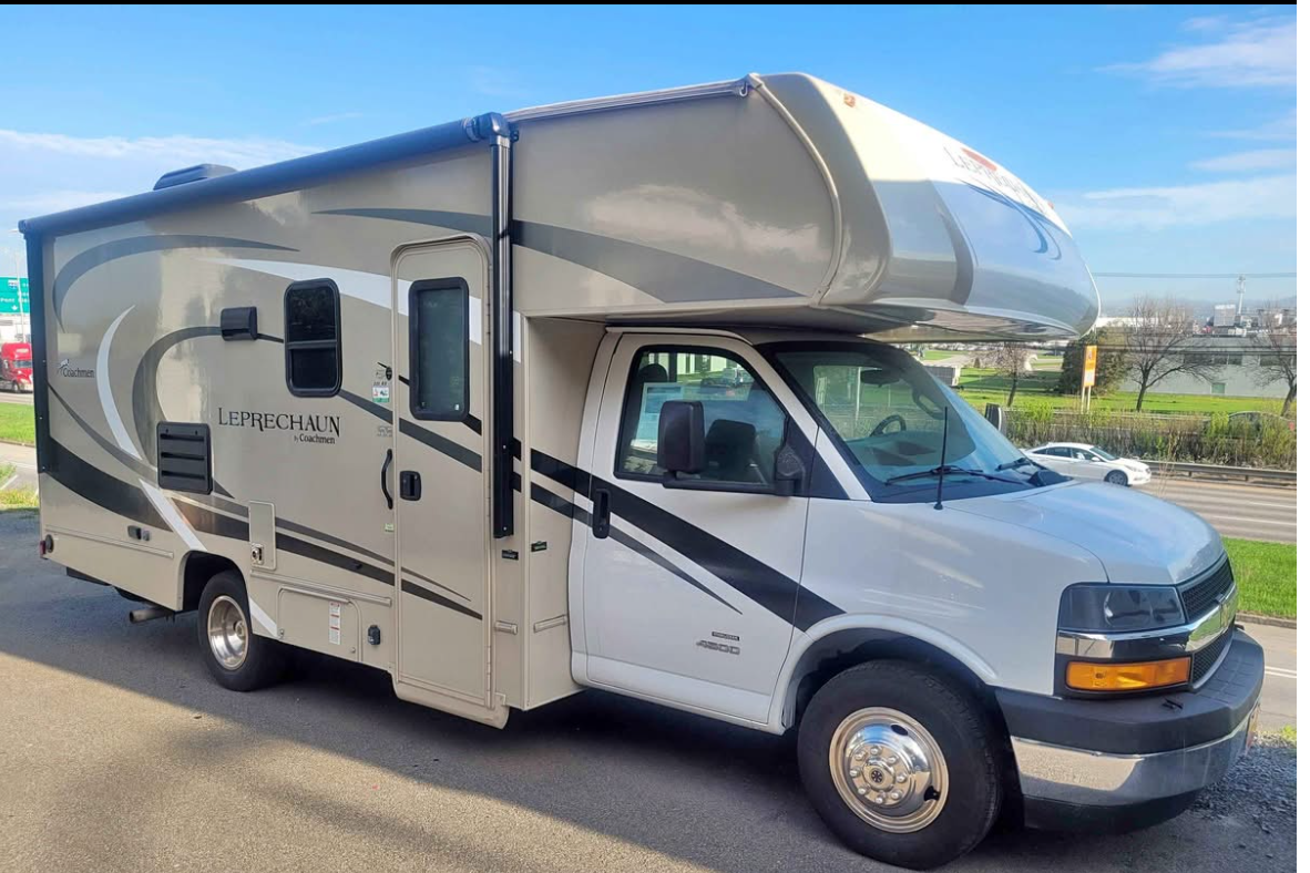 Coachmen Leprechaun Classe C