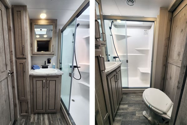 NEW 42' FAMILY LUXURY 2 BED - 2 BATH - SLEEPS 9