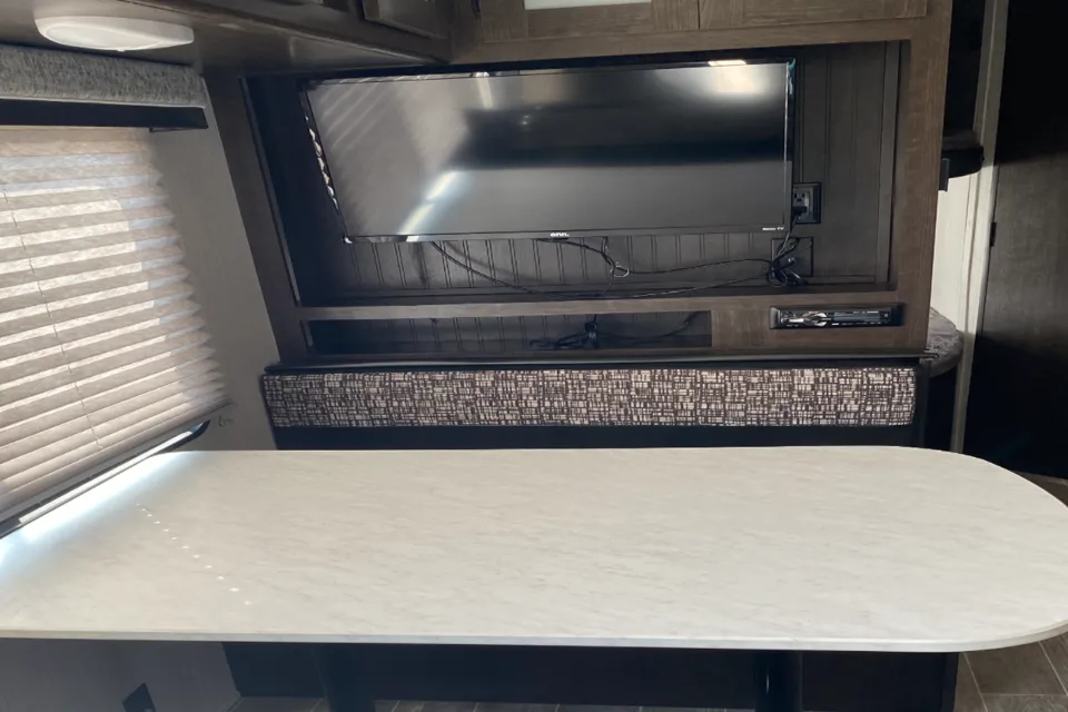 2021 Kid-Approved Heartland Trailrunner SLE 261BHS Travel Trailer
