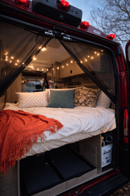 King Adventures pop top van