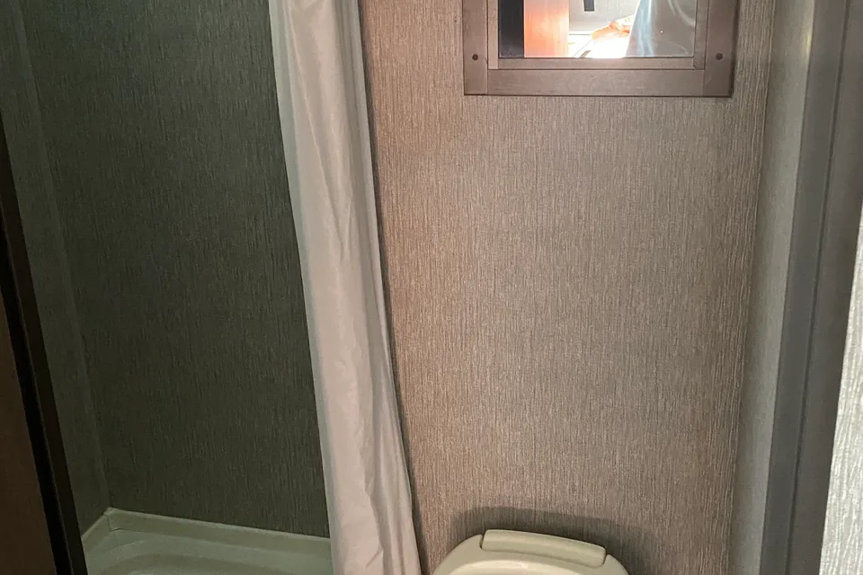 Ron’s  Coleman Lantern lt 17 B Travel Trailer